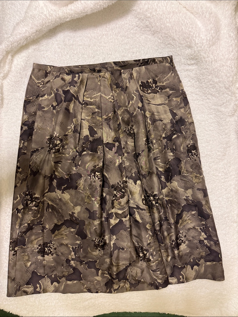 Calvin Klein Taupe and Black Floral A-Line Skirt